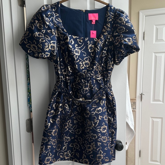 Lilly Pulitzer Dresses & Skirts - Lilly Pulitzer Navy Blue and Gold Floral Dress